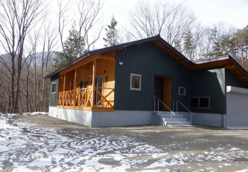 大雪にも耐える高基礎で<br>安心の新築平屋住宅